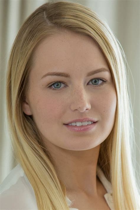 Scarlett Sage .